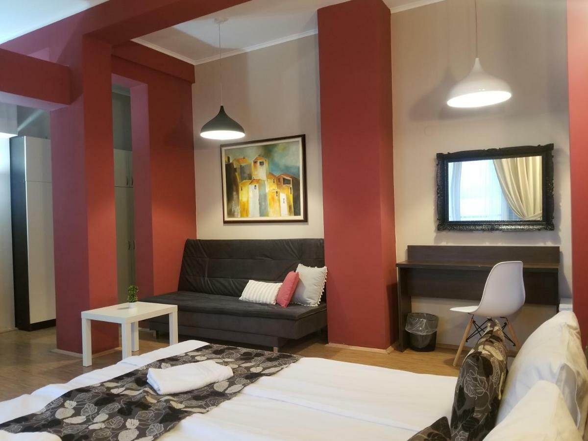 Vila Ineks Ohrid Hotel Esterno foto