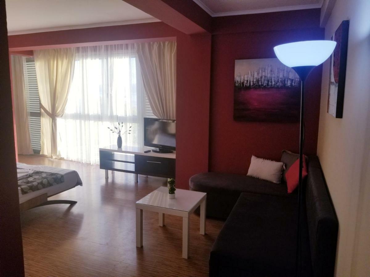 Vila Ineks Ohrid Hotel Esterno foto
